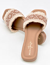 Mora Tierra Sandalia para mujer